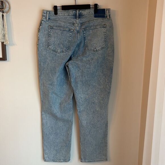 Abercrombie Women Ultra High Rise 90s Straight Jean Criss-Cross Waistband 33 NWT - Picture 12 of 16